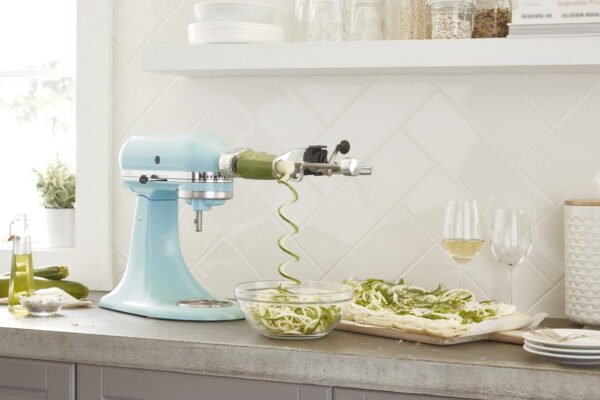 Deluxe 4.5 Quart Tilt-Head Stand Mixer - Mineral Water Blue