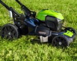 Greenworks Self-Propelled 21-inch Brushless Lawn Mower 40V with 5Ah Battery and Charger
