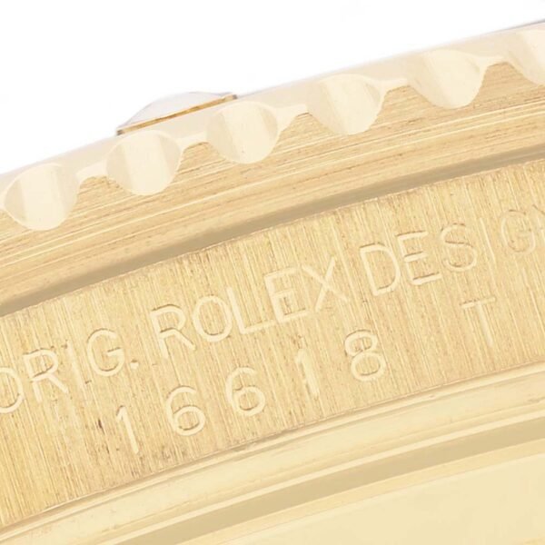 Rolex Submariner 40 Yellow Gold Blue Dial Mens Watch 16618 Box Papers